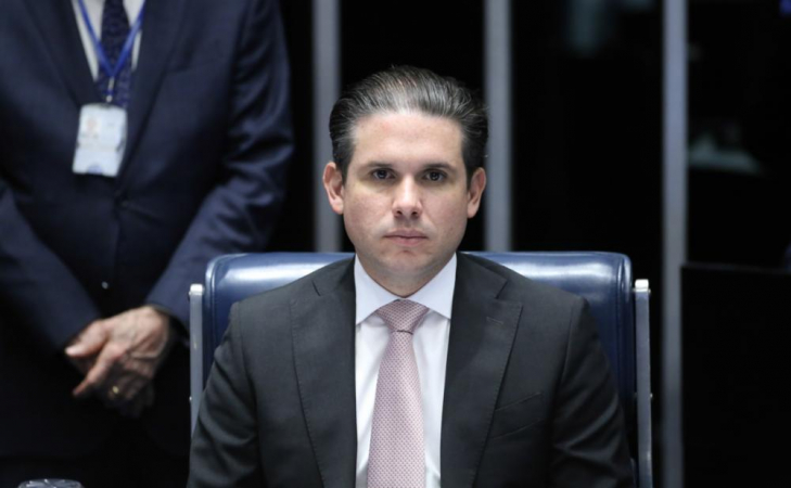 PF abre inquérito para apurar contrabando e descobre presença de Motta e Ciro Nogueira no voo